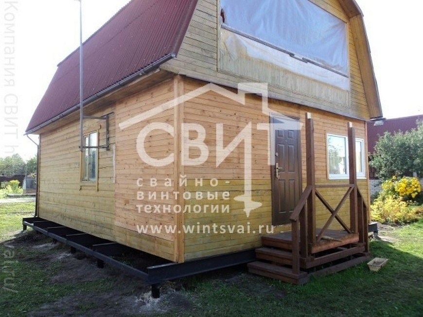 Ремонт фундамента деревянного дома винтовыми сваями