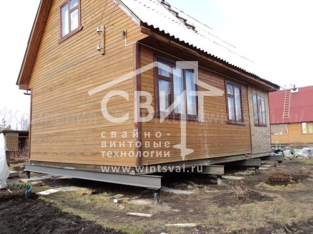 Дом на сваях